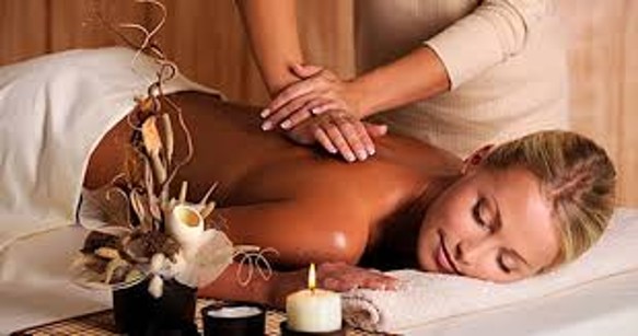 Lymphatic Drainage vs. Deep Tissue Massage: Which One Should You Choose for Your Body Goals in Los Angeles